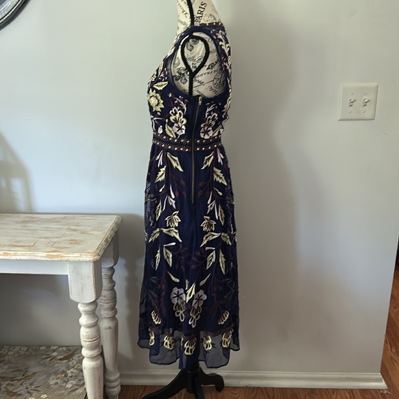Anthropologie Moulinette Soeurs Embroidered Alicante Midi Dress Women's size 6 - Picture 6 of 11